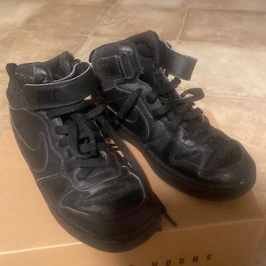 Nike black high top